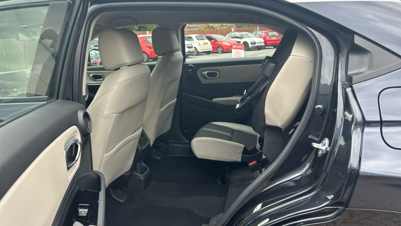 Honda HR-V 1.5 eHEV Advance Style 5dr CVT Hybrid Hatchback